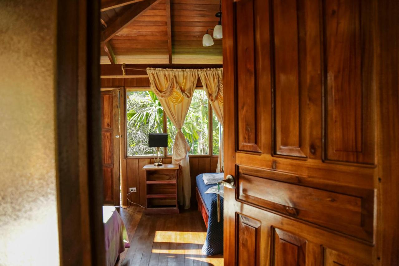 Casa Drake Lodge Drakes Bay エクステリア 写真